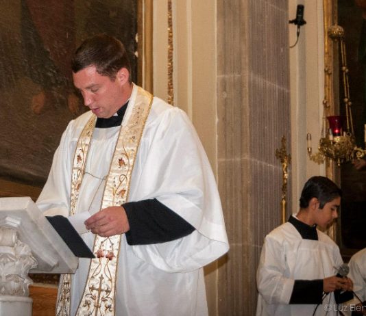 Homilía: La Comunión en pecado mortal. Padre Romanoski FSSP