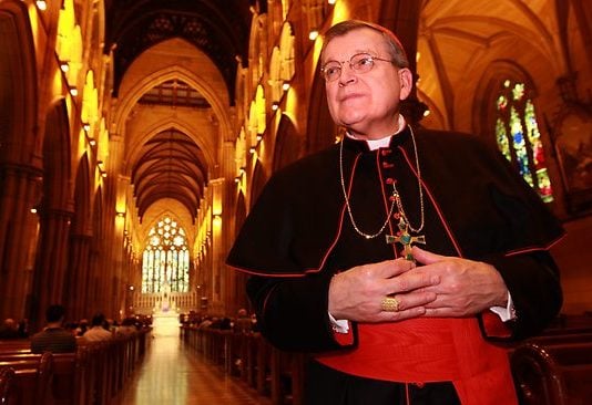 Cardenal Burke: «A muchos les parece que la nave de la Iglesia ha perdido la brújula»