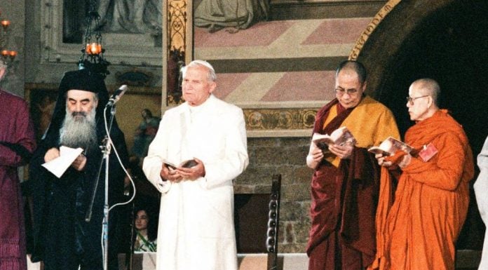 Recordando el sacrilegio de Asís I, treinta años más tarde