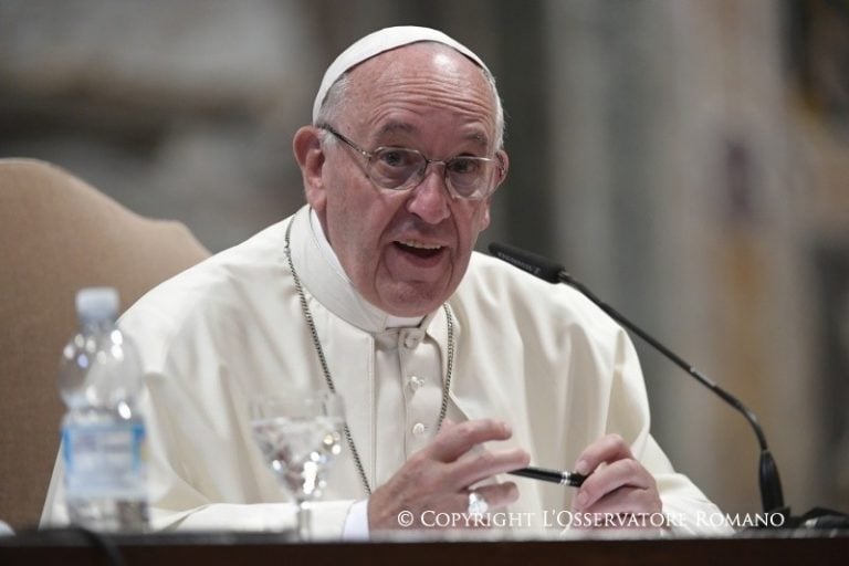Las notas falsificadas de Francisco: también tergiversa a los Padres de la Iglesia