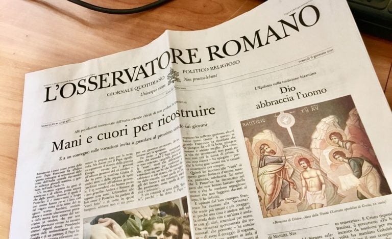 L’Osservatore Romano: «La religión surge del miedo y de las necesidades humanas»