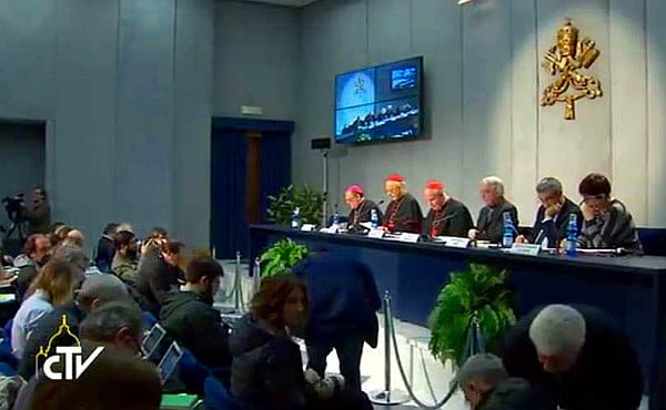 Voces que claman en el desierto sobre el documento del papa Francisco