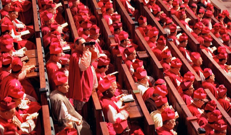 Obstinate idolaters against God’s surprises