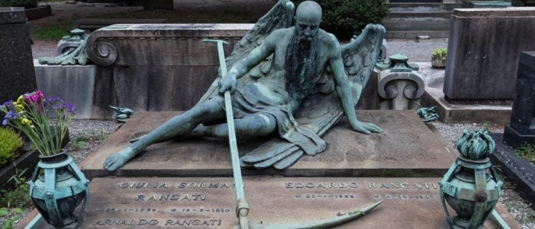 EXCLUSIVO: El cementerio sin tapujos predicado hace 50 años