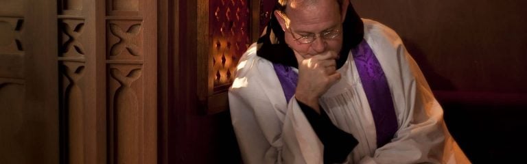 El ministro del sacramento de la Penitencia (Sac. 4.4)