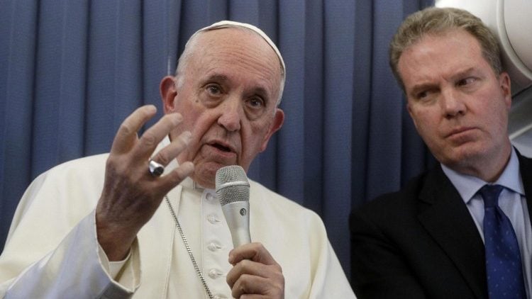 Bergoglio no descansa