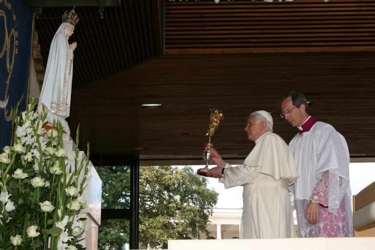 El papa emérito Benedicto XVI rompe el silencio sobre Fátima