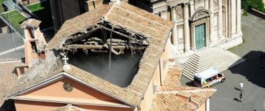 Derrumbe de la iglesia, crisis en la Iglesia