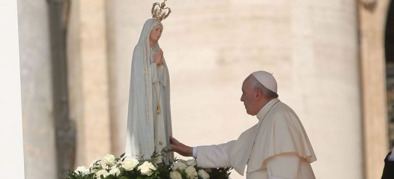 La implosión del papado señala el triunfo del Inmaculado Corazón