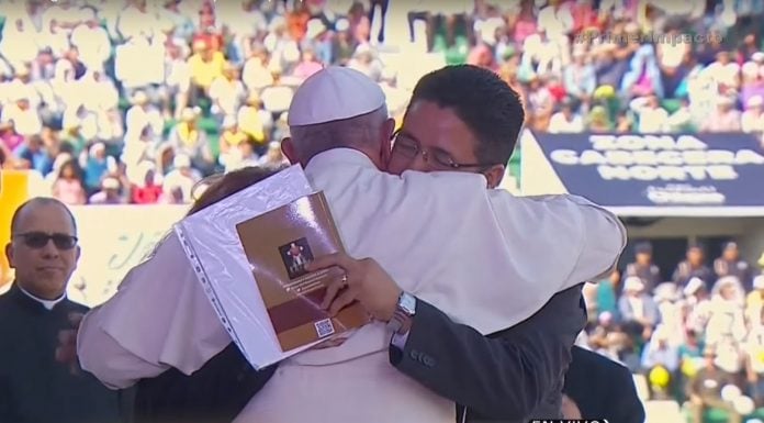 Caos matrimonial bergogliano y verdad matrimonial de Jesús