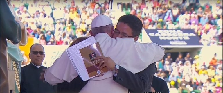 Por qué los estragos de este pontificado no indican que la Sede esté vacante