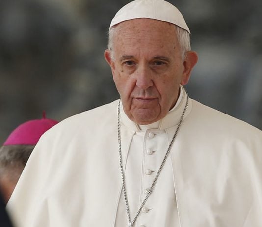 Comentarios críticos a Veritatis Gaudium
