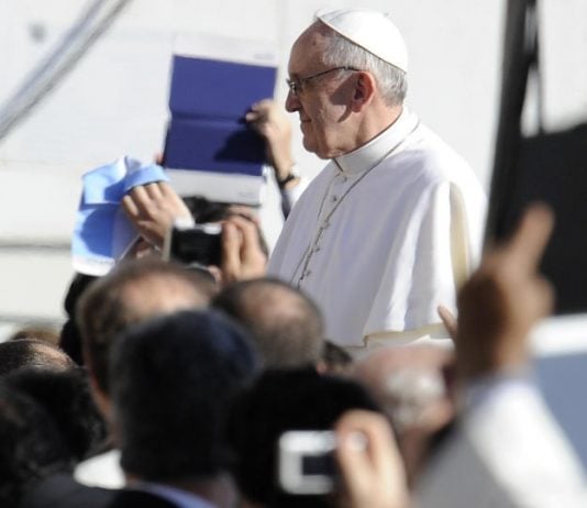 Un repetido recurso lingüístico de Francisco