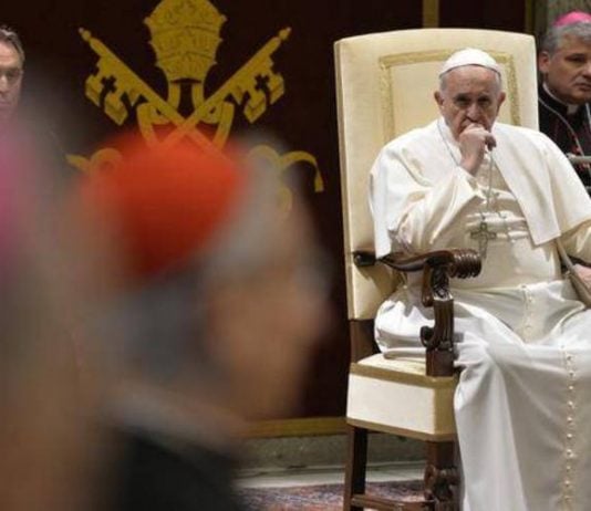 El Papa dice que podría dividir a la Iglesia Católica, según Der Spiegel