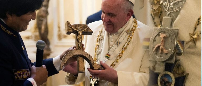 Condecoraciones de Evo a Francisco ofrecidas a la Virgen de Copacabana