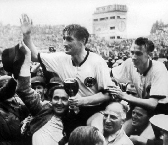 Como en el fútbol, el alemán no se rinde y puede ganar al final