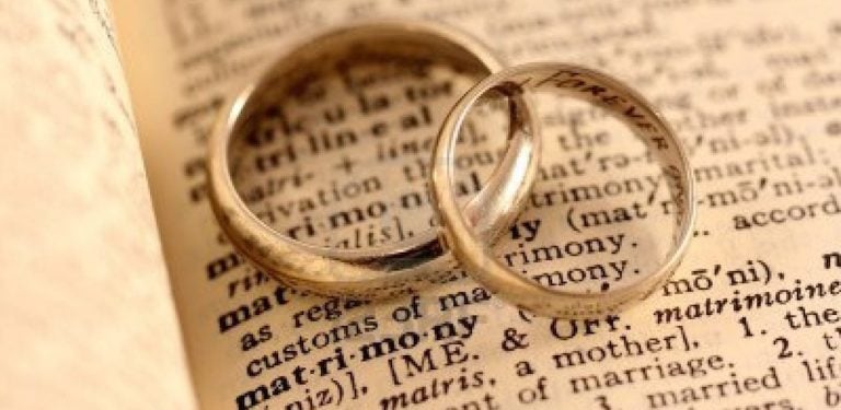 ¿Las reglas de la Iglesia en relación al matrimonio son demasiado rígidas? ¿O son normas dadas por Cristo?