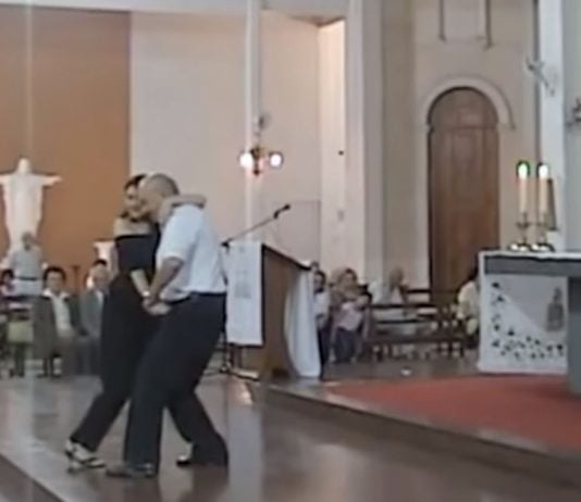Lex orandi, lex credendi (misas con payasos y tango del cardenal Bergoglio)
