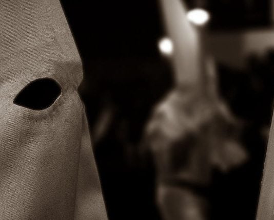 ¿Católico cofrade o cofrade católico?