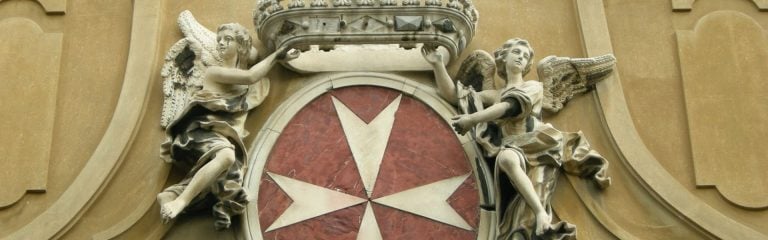 ¿Quién quiere disolver la Orden de Malta?