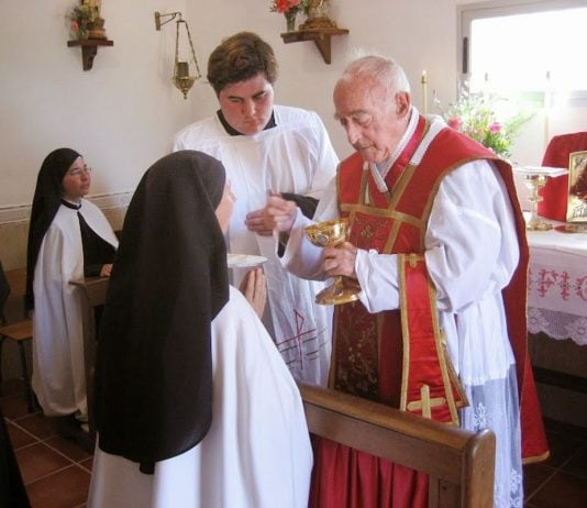 Homilía: La Comunión (Padre Muñoz)