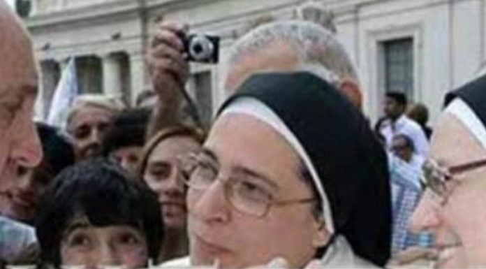 Francisco, a Sor Lucía Caram: "Vos, continúa haciendo lío, no te canses"