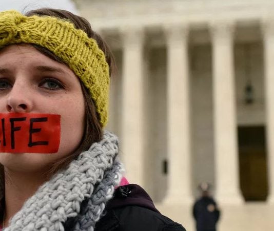 Unas palabras sobre el efecto del feminismo en el movimiento provida