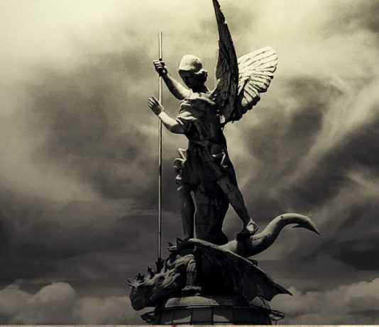 San Miguel Arcángel, Patrono de la Contra-Revolución