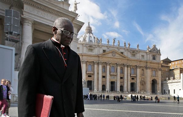 Jesús vendrá desde Oriente. Pero en el Vaticano han perdido el rumbo