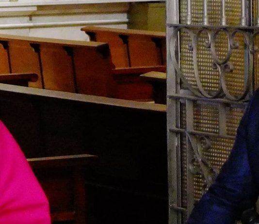 Mons. Schneider: IDOLATRAR AL PAPA ES CONTRARIO AL EVANGELIO (nueva entrevista exclusiva)