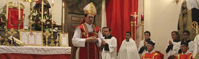 El Cardenal Rivera celebra Misa Tradicional en la Ciudad de México durante la Festividad de San Pedro con la FSSP