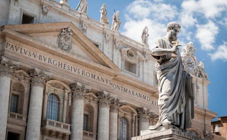Conferencia en París para discutir la deposición de un Papa hereje