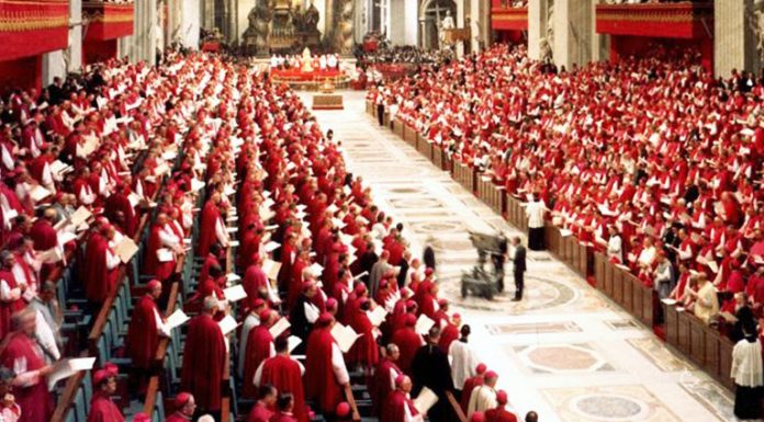 El Vaticano II no quiso ser infalible