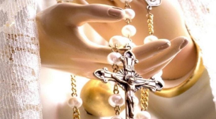 Santo Rosario: Excelsa devoción mariana