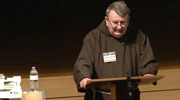 Teólogo del Vaticano despedido por cuestionar el “misericordioso” Francisco