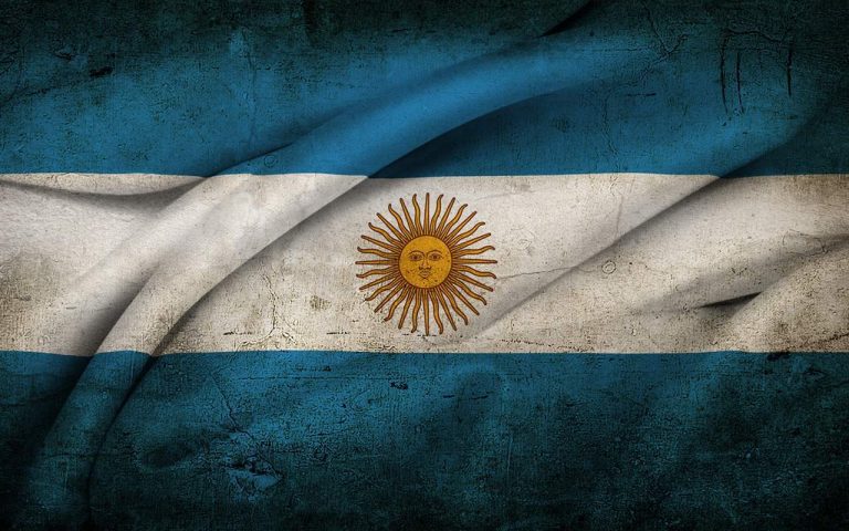 Respuesta a la «Carta a los argentinos»