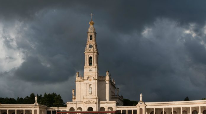 El acordonamiento policial del santuario de Fátima