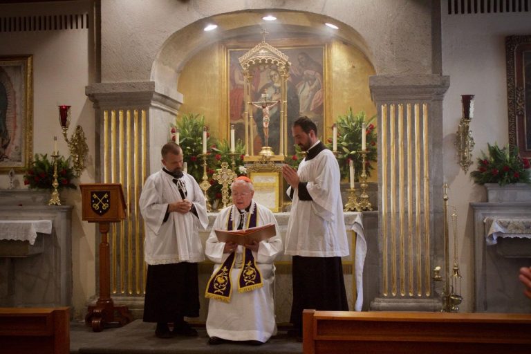 El cardenal Robles hará una nueva valoración de la FSSP en Guadalajara