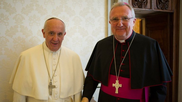 La hoja de ruta de monseñor Arthur Roche, Prefecto del Culto divino: ¡liquidar la liturgia tradicional!