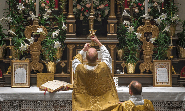 Criarlos en el temor y amor del Señor: por qué la Misa Tradicional es provechosa para los niños (2ª parte)