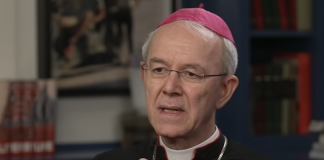 Monseñor Athanasius Schneider: «La Fraternidad San Pío X pertenece a nuestra familia. No está fuera de la Iglesia».