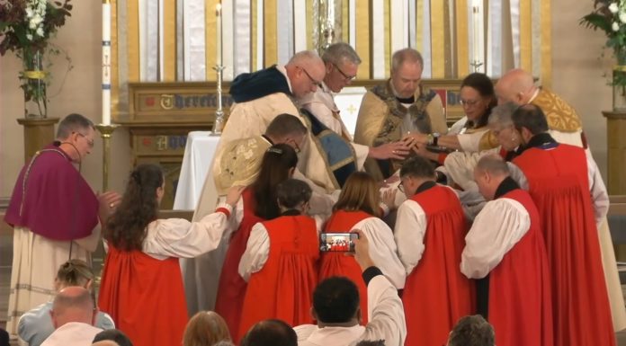 La otra consagración episcopal no autorizada de California