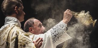 El incienso, sacramental de la devoción